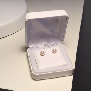 Pearl Earings